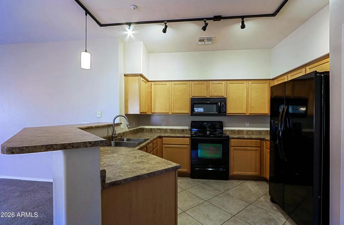 Real Estate Picture 2
