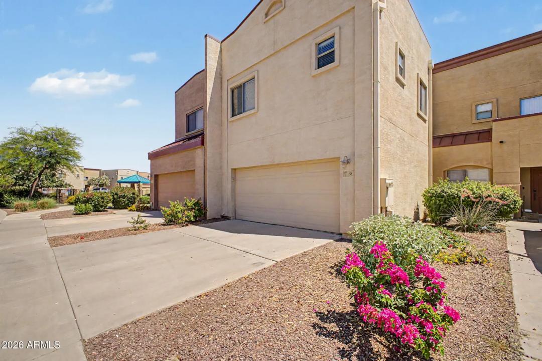 Real Estate Picture 1