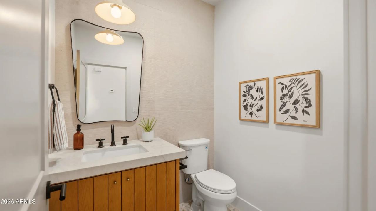 Real Estate Picture 26