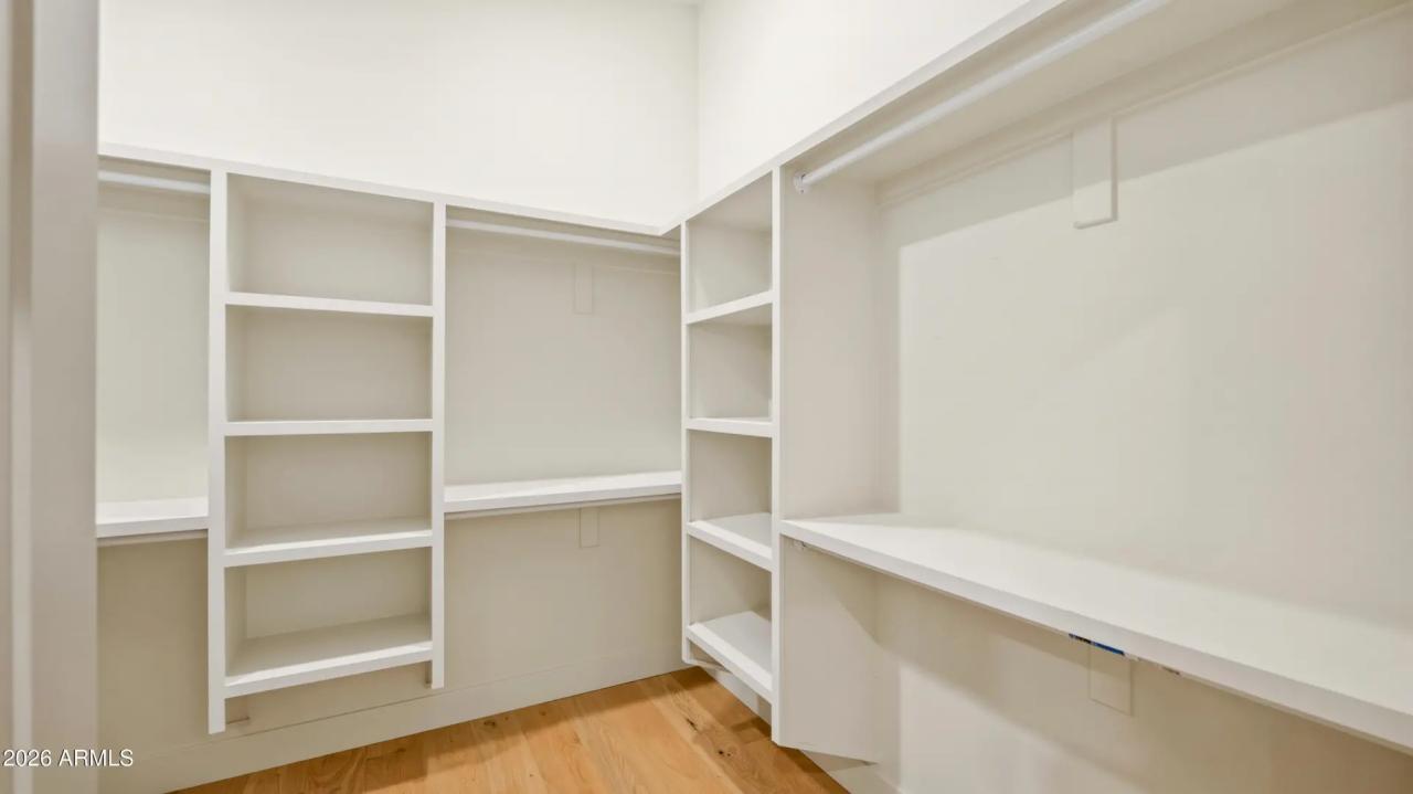 Real Estate Picture 20