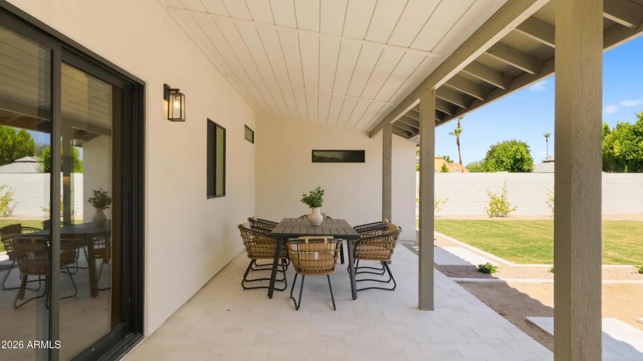 Real Estate Picture 28