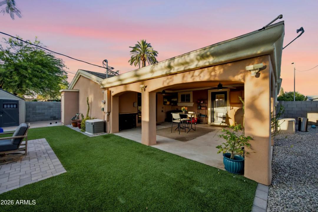 Real Estate Picture 19