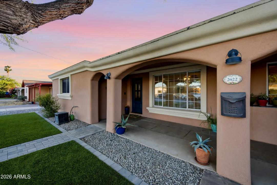 Real Estate Picture 23