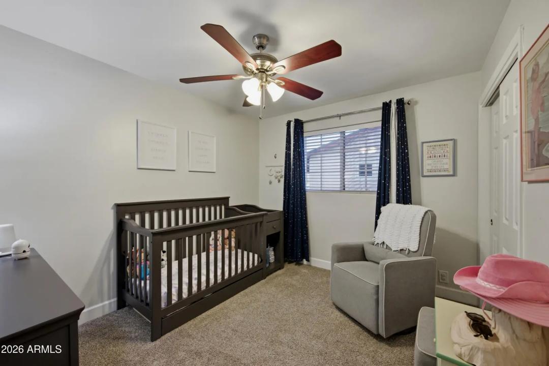 Real Estate Picture 14