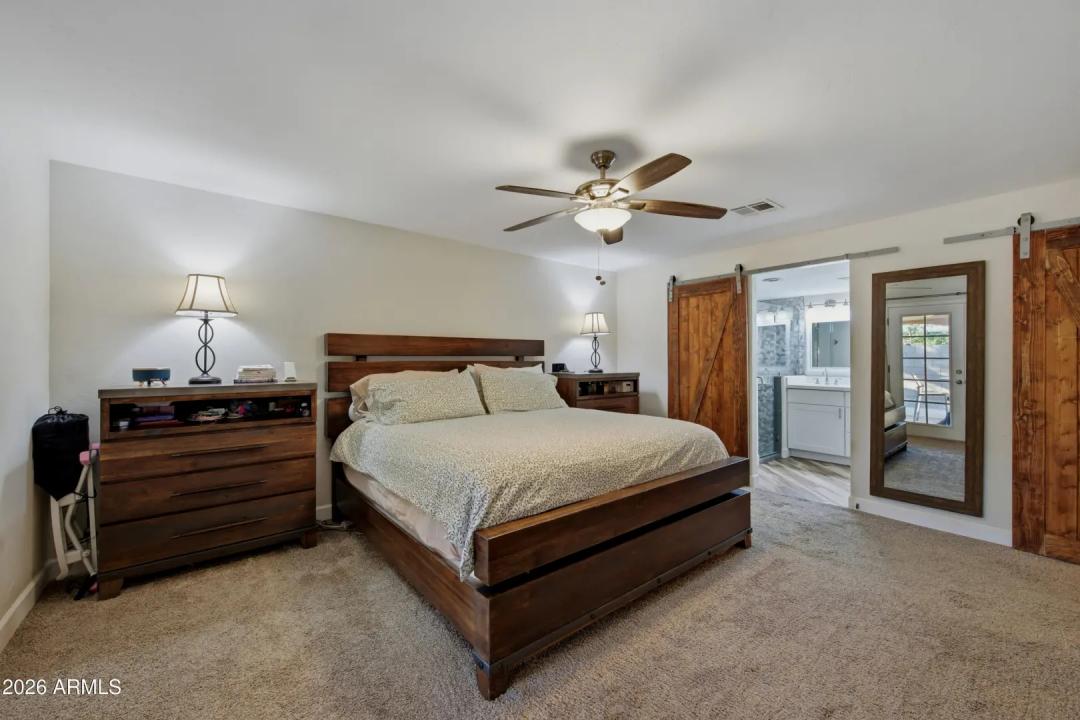 Real Estate Picture 7