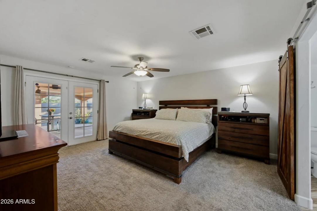 Real Estate Picture 6