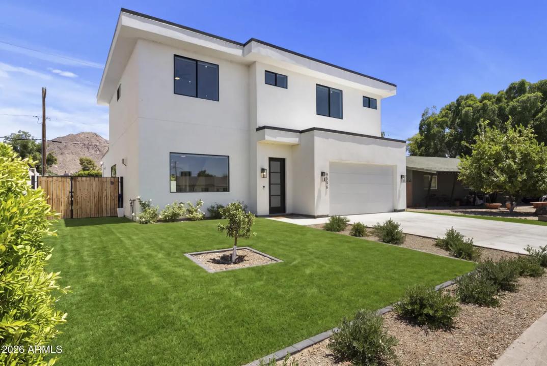 Real Estate Picture 2