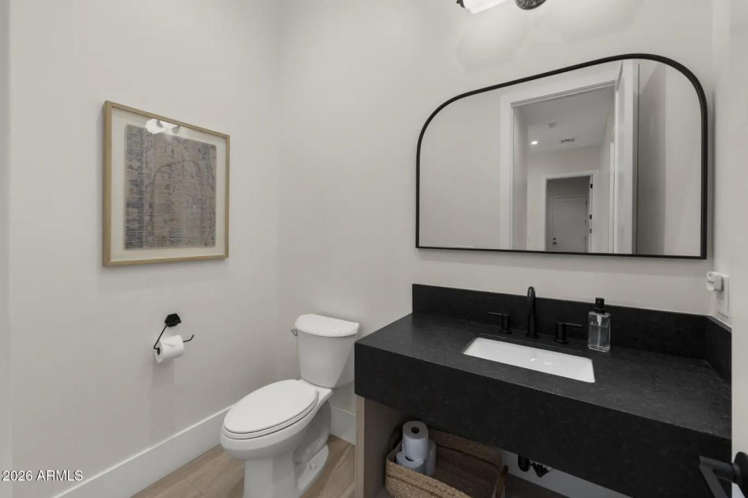 Real Estate Picture 25