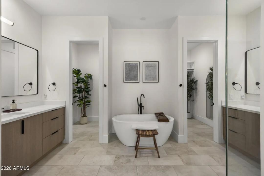 Real Estate Picture 29