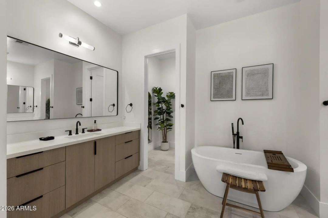 Real Estate Picture 31