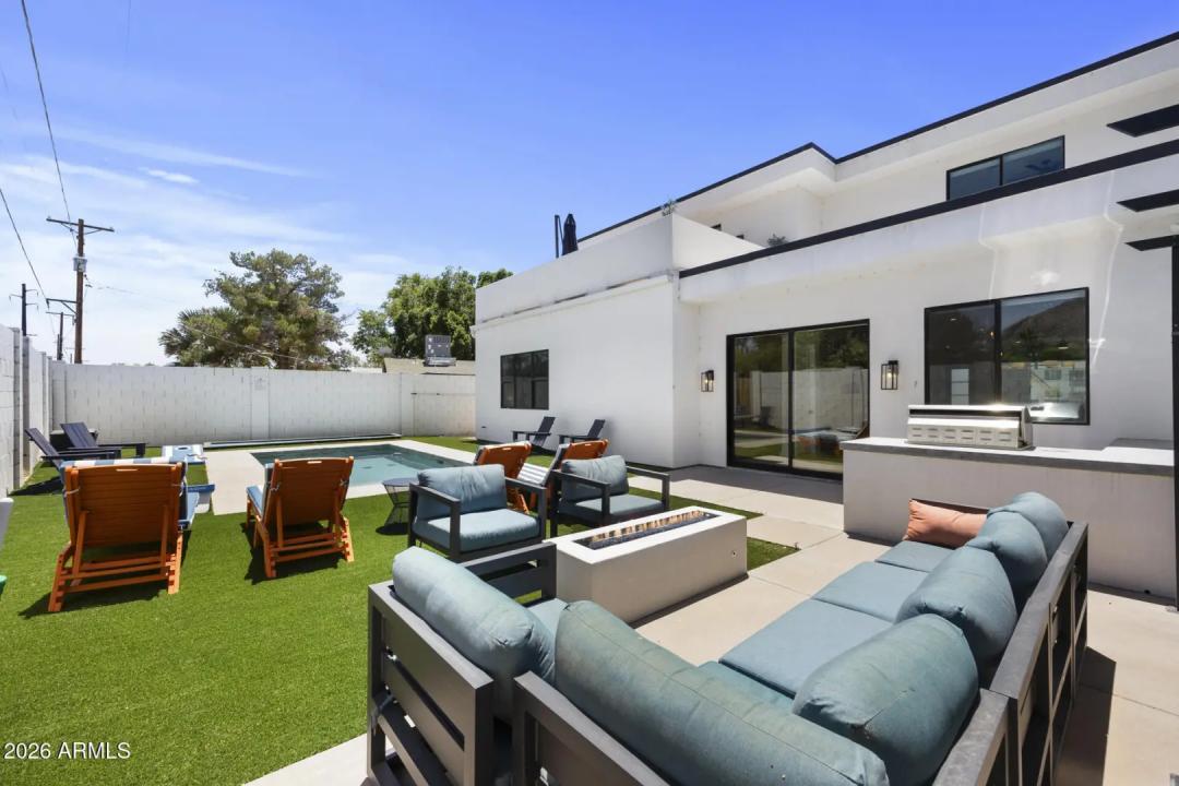 Real Estate Picture 52