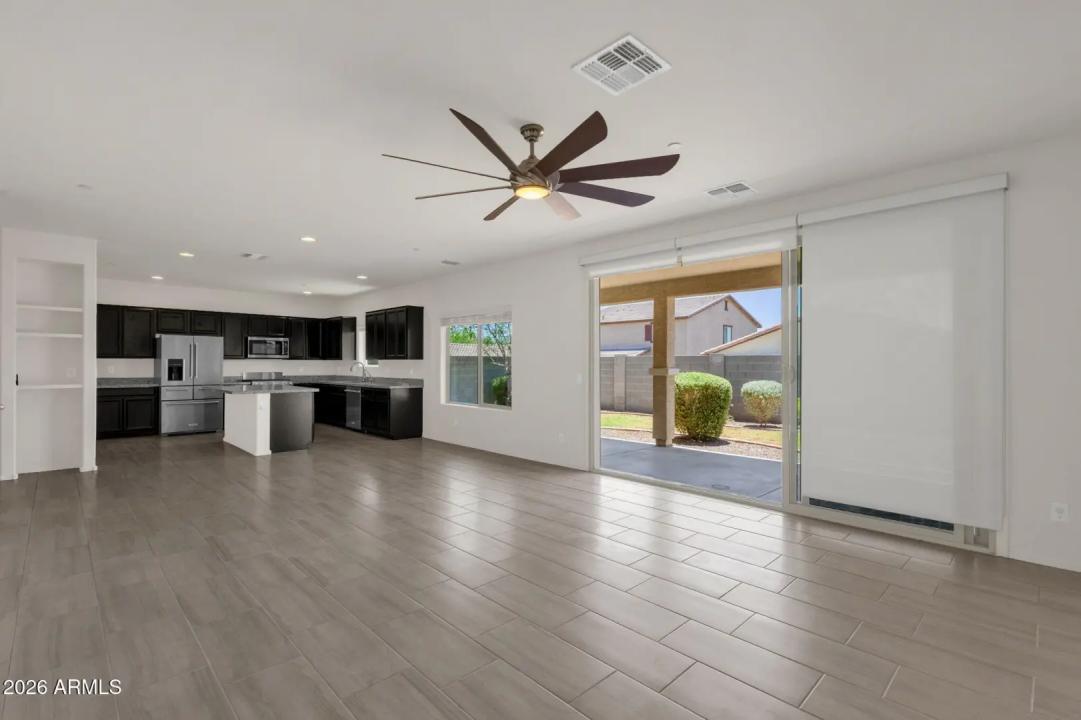 Real Estate Picture 21