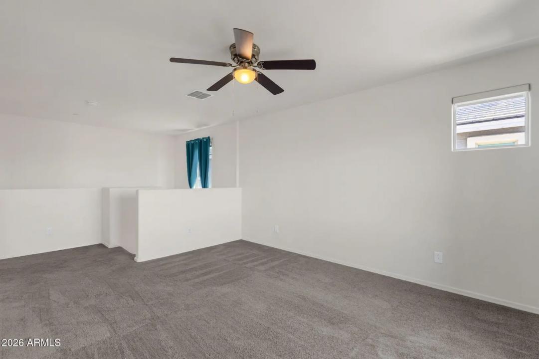 Real Estate Picture 25