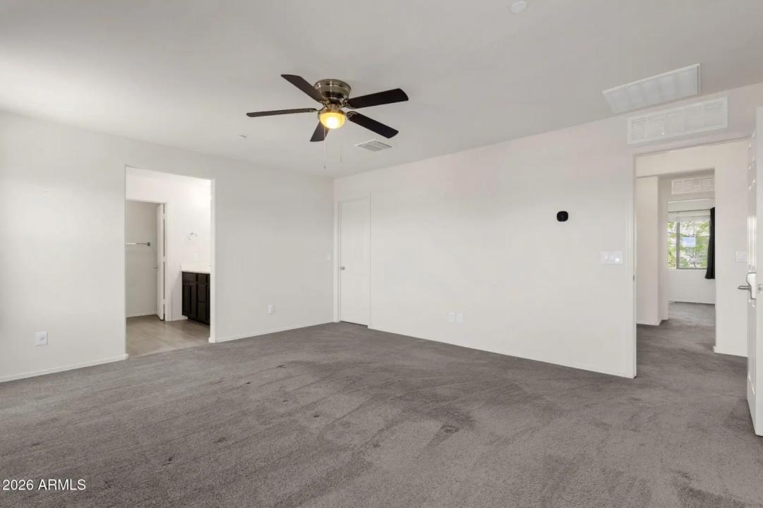 Real Estate Picture 27