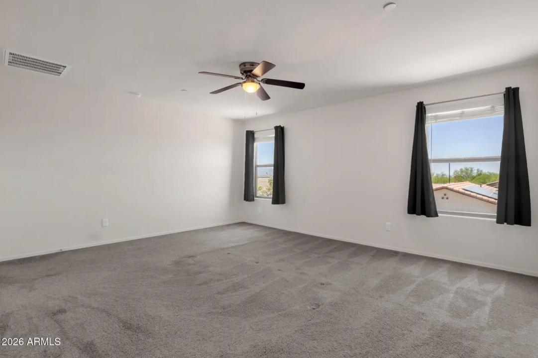 Real Estate Picture 28