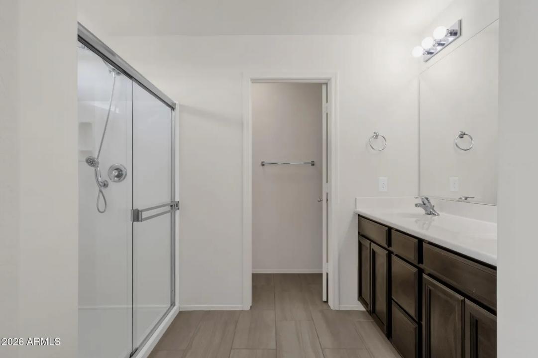 Real Estate Picture 30