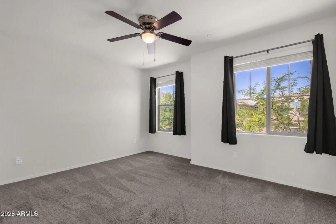 Real Estate Picture 35