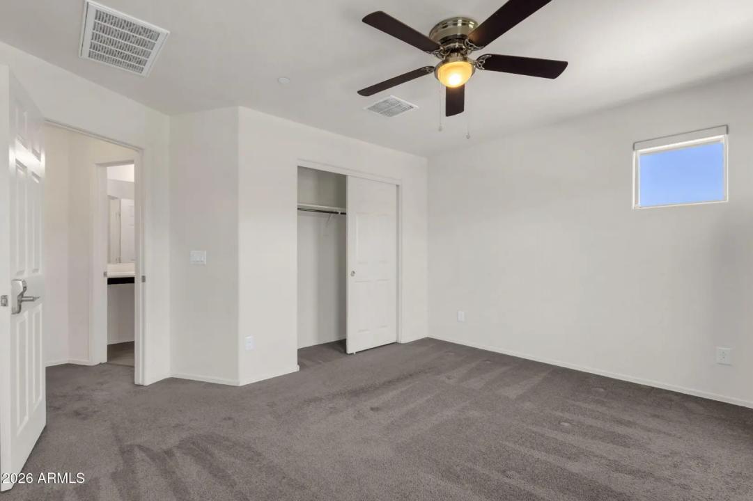 Real Estate Picture 39