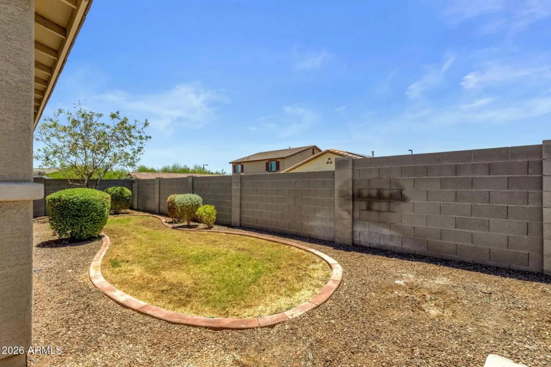 Real Estate Picture 42