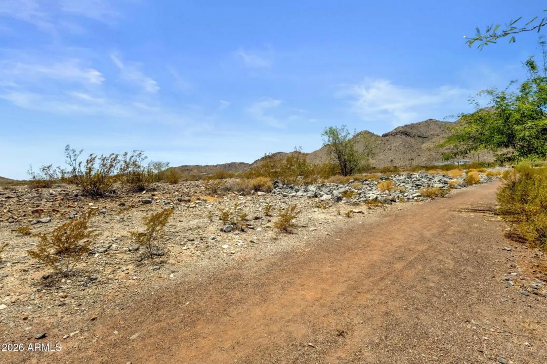 Real Estate Picture 60