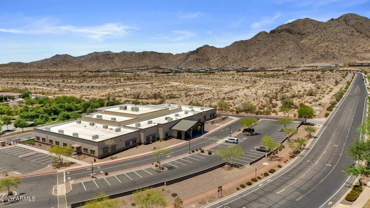 Real Estate Picture 64