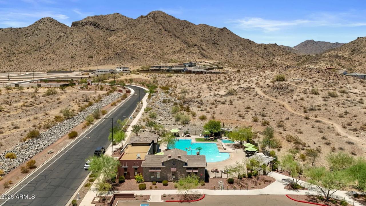 Real Estate Picture 67