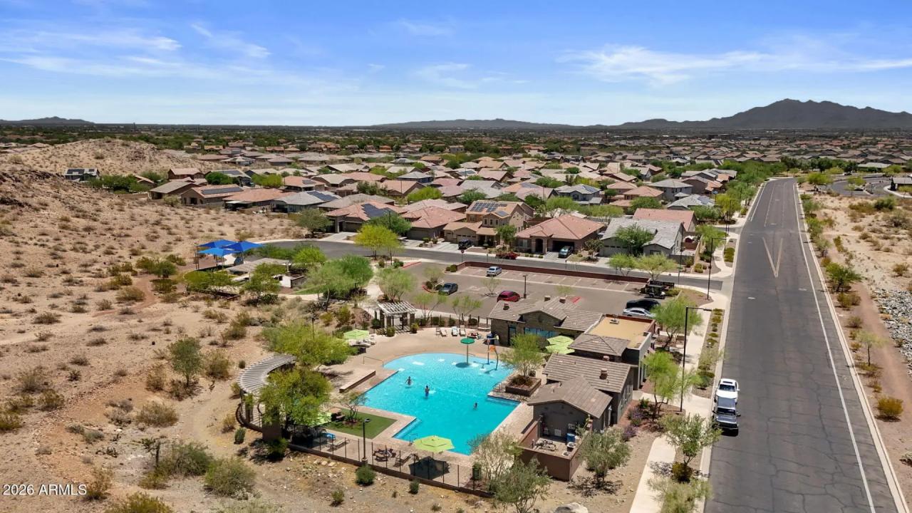 Real Estate Picture 73