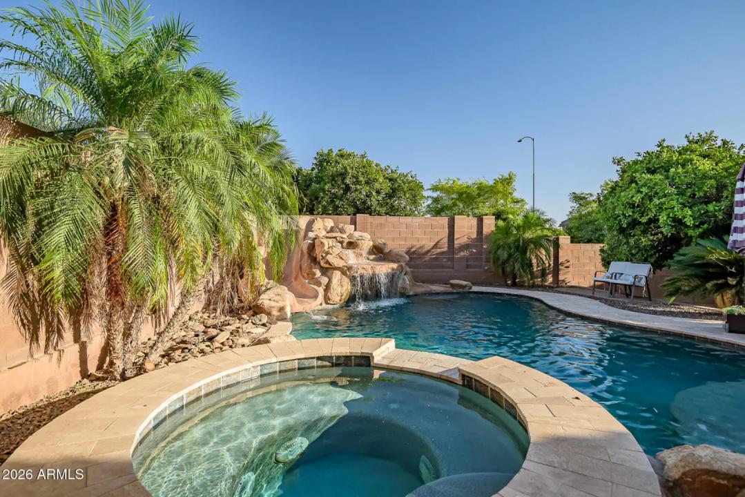 Real Estate Picture 70