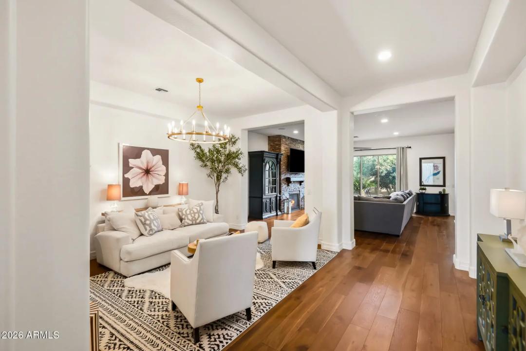Real Estate Picture 6
