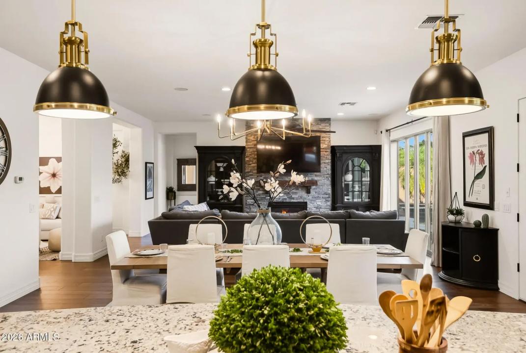 Real Estate Picture 18