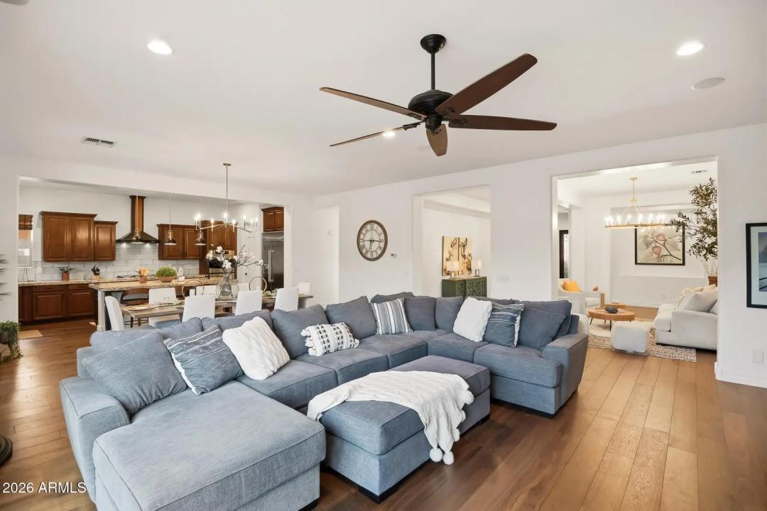 Real Estate Picture 26