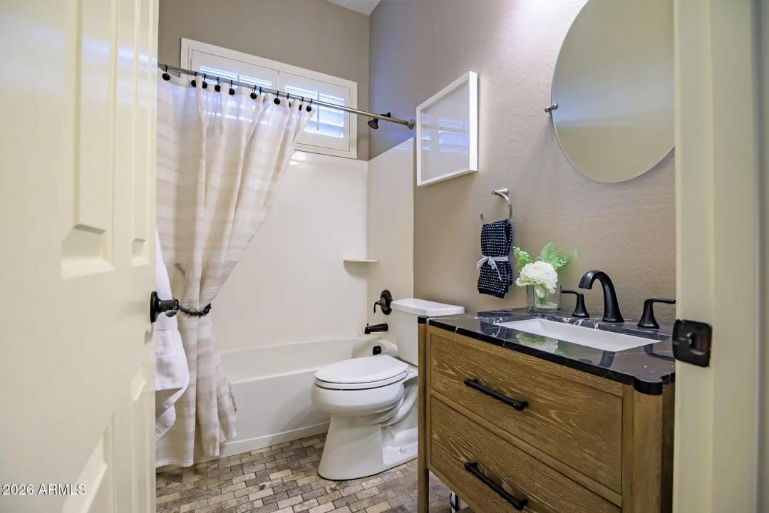 Real Estate Picture 56