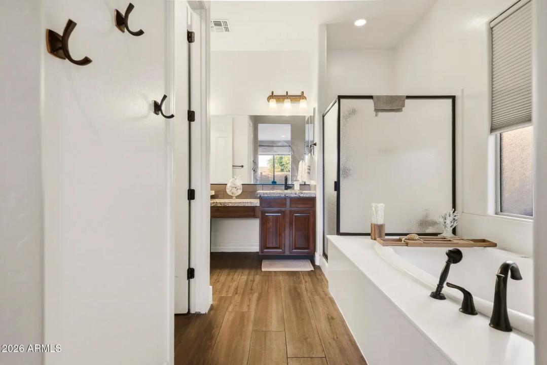 Real Estate Picture 31