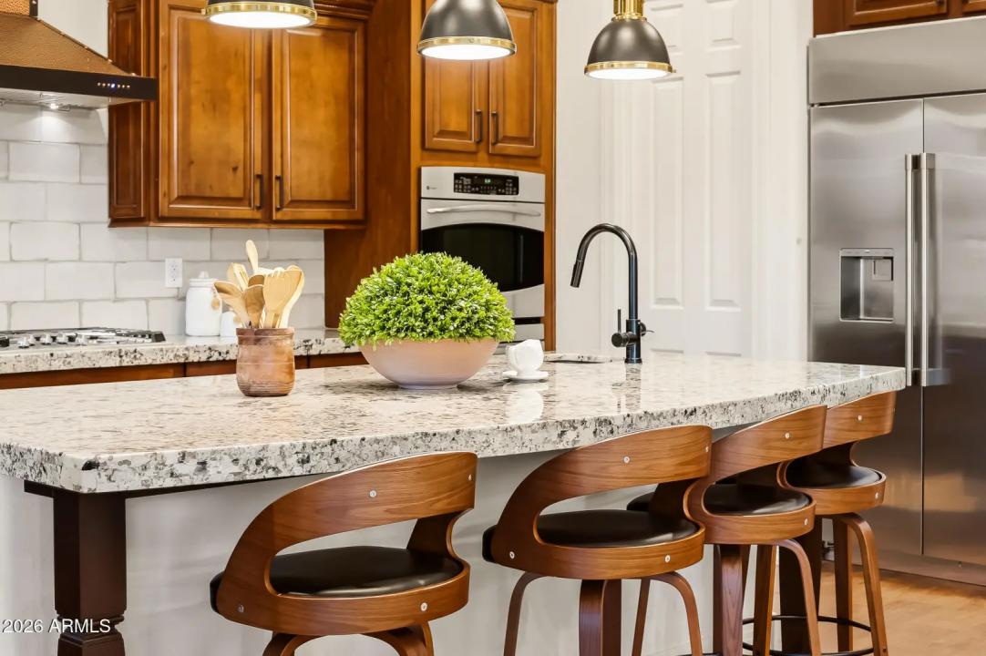 Real Estate Picture 19