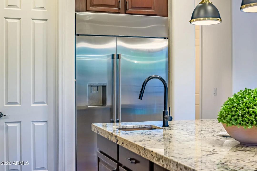 Real Estate Picture 21