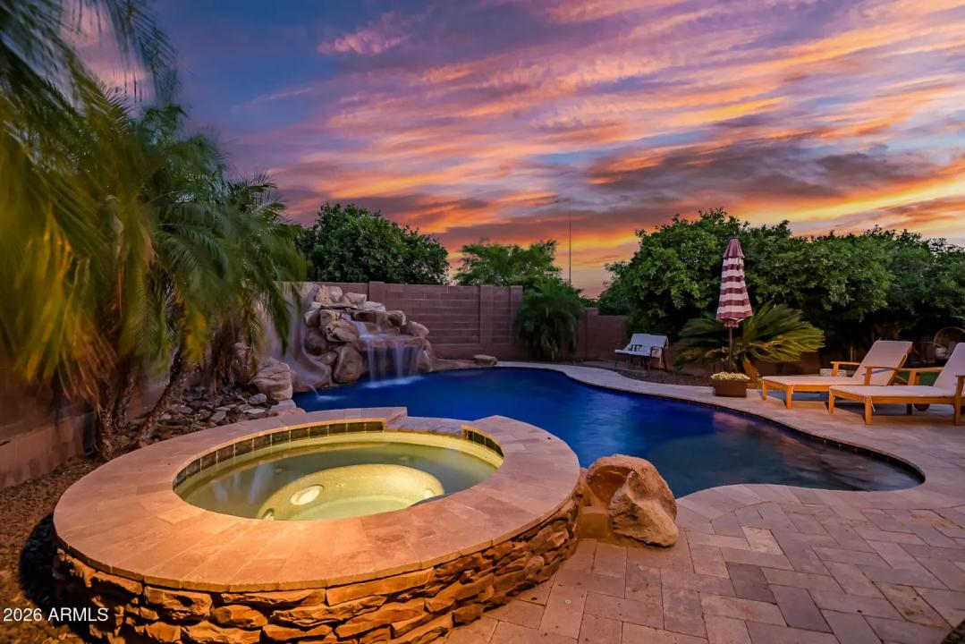 Real Estate Picture 43