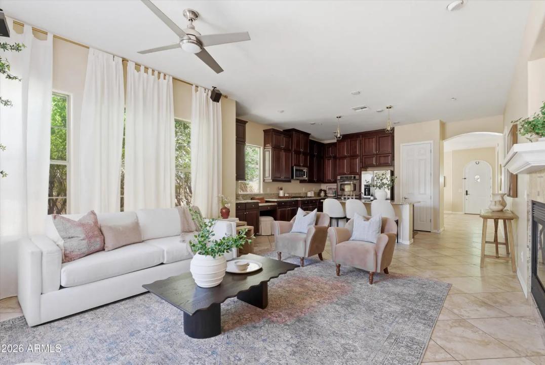 Real Estate Picture 15