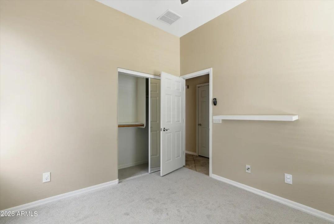 Real Estate Picture 24