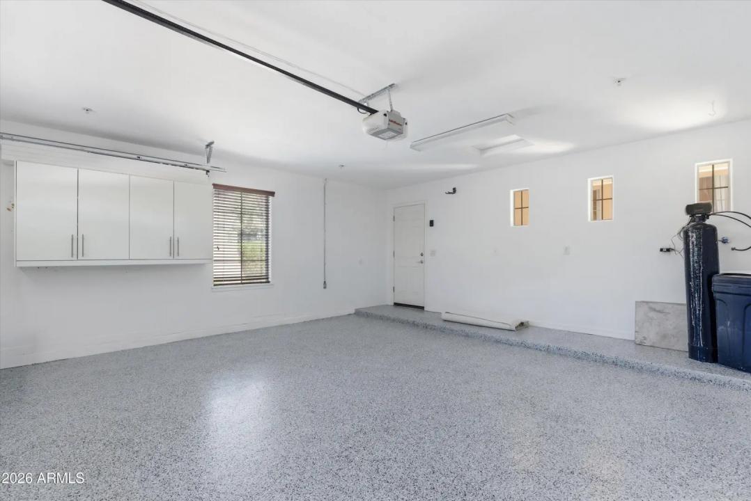 Real Estate Picture 32