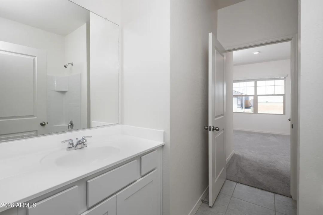 Real Estate Picture 23