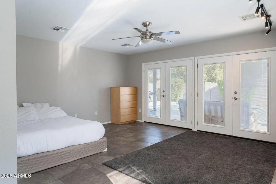Real Estate Picture 20