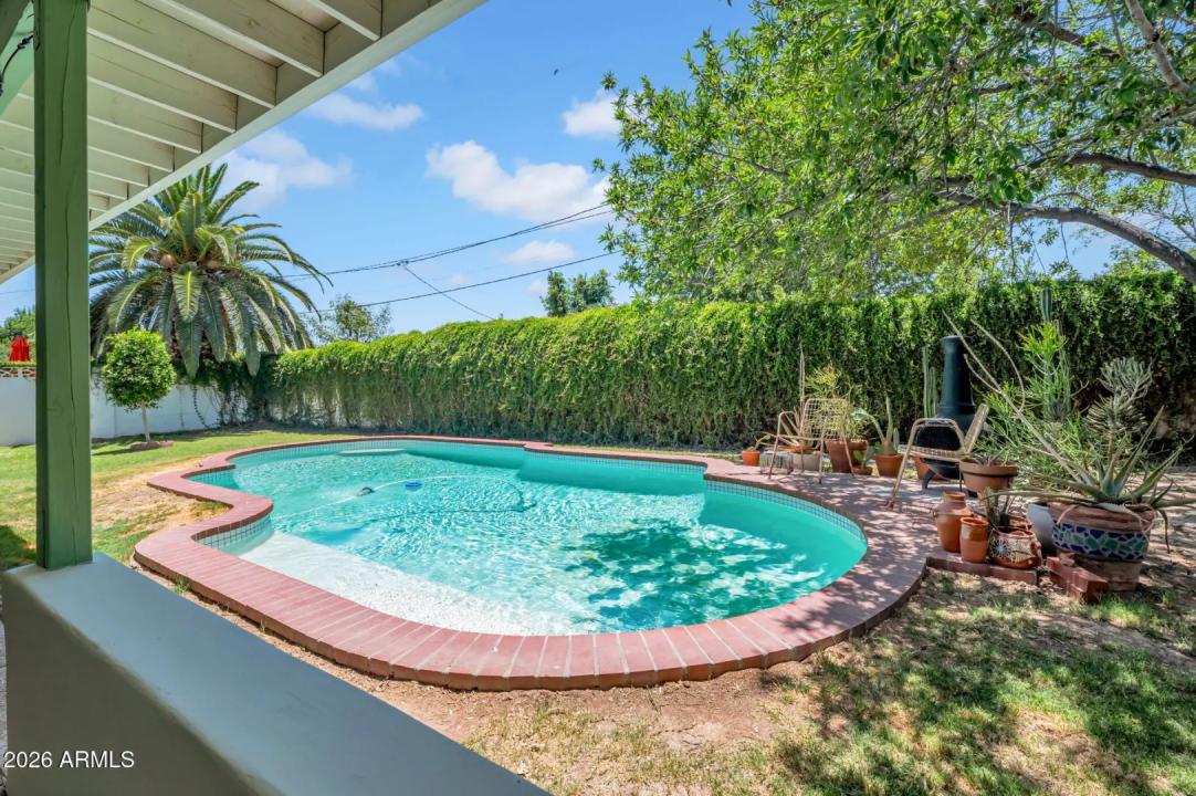 Real Estate Picture 31