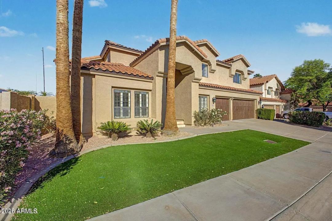 Real Estate Picture 3