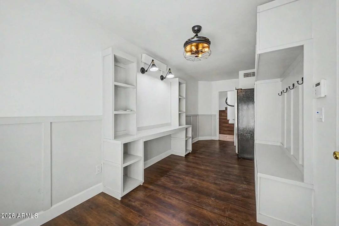 Real Estate Picture 28
