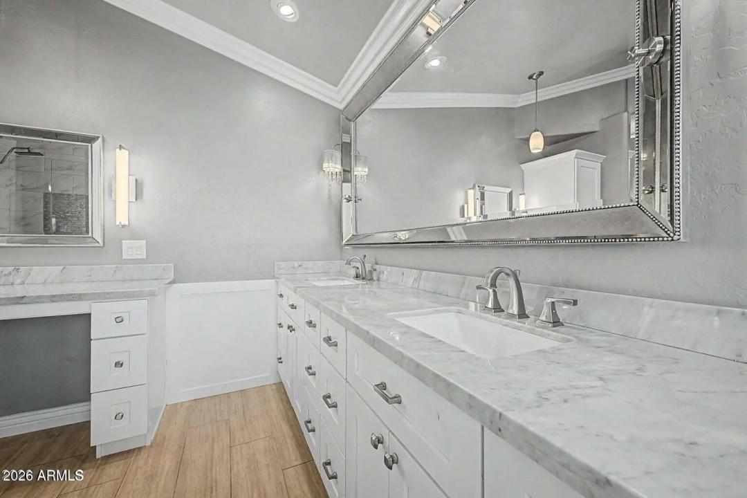 Real Estate Picture 33