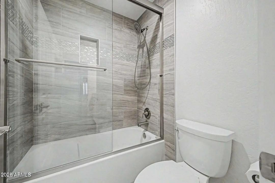 Real Estate Picture 46