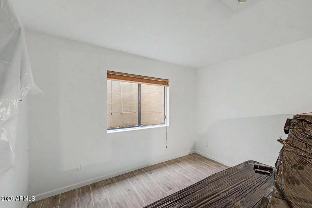 Real Estate Picture 50
