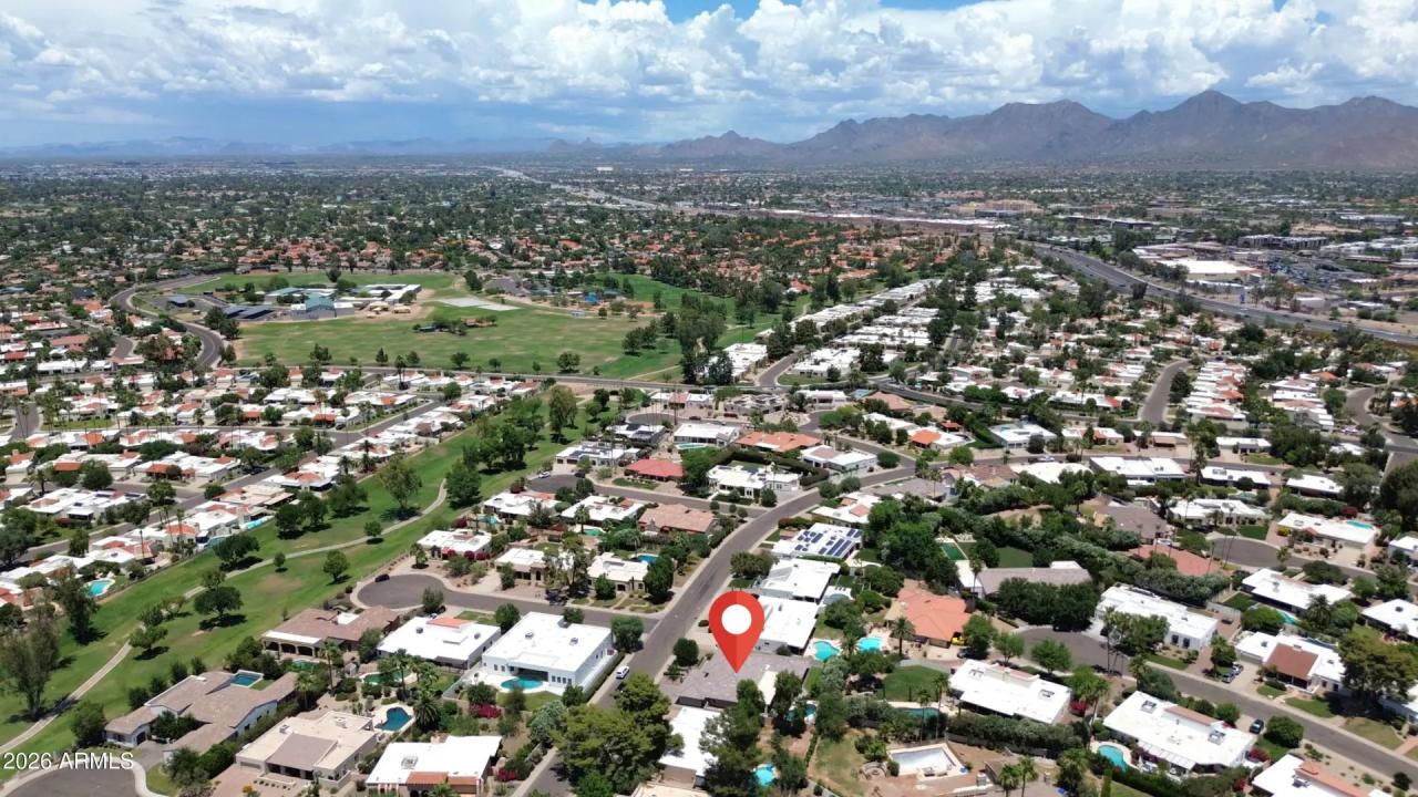 Real Estate Picture 37