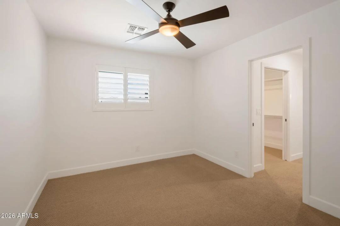 Real Estate Picture 22