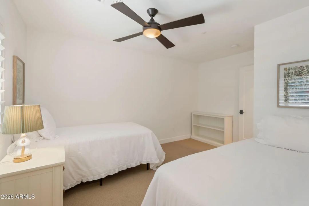 Real Estate Picture 27